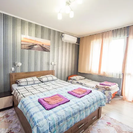 Great Location - With 2 Bedrooms * בורגאס
