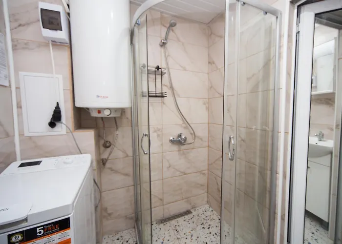 Appartamento One Bedroom - Great Location